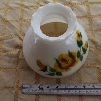 Lot #176: Vintage Tall Glass Shade Table Lamp Yellow Flower Theme