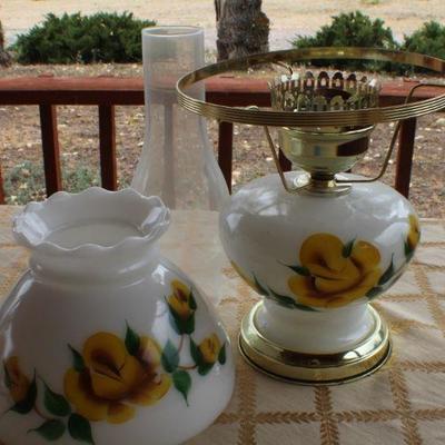 Lot #176: Vintage Tall Glass Shade Table Lamp Yellow Flower Theme