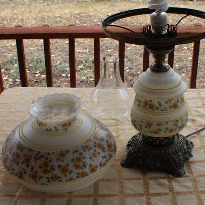Lot #177: Vintage Tall Glass Shade Lamp Sunflower Theme (top shade has crack)