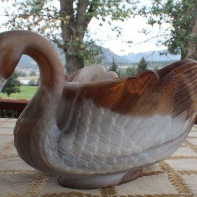 Lot #182: Vintage Large IMPERIAL GLASS Swan