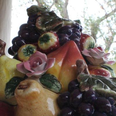 Lot #187: Vintage Large Ceramic Fruit Cornucopia Sculpture