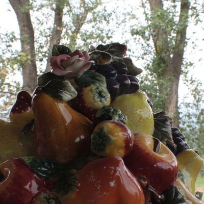Lot #187: Vintage Large Ceramic Fruit Cornucopia Sculpture
