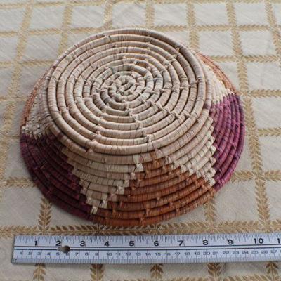 Lot #189: Vintage Woven Basket Home Deco