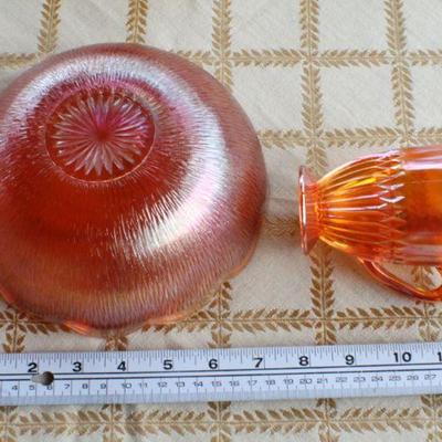 Lot #197: Group of (4) Assorted Vintage Carnival Art Glass Creations