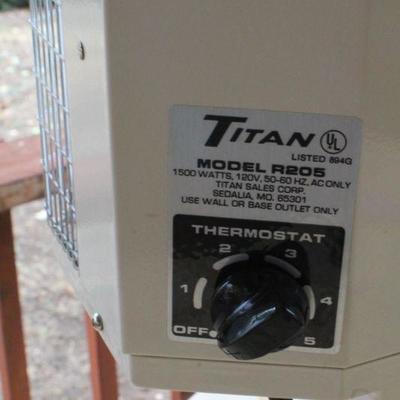 Lot #217: Vintage TITANâ„¢ Model R205 Mid Century Modern Space Heater 26" Tall
