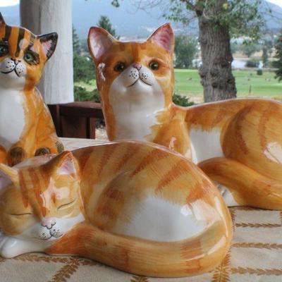 Lot #242: Vintage Group of (3) Ceramic Cats FORMALITIESâ„¢ by Baum Bros