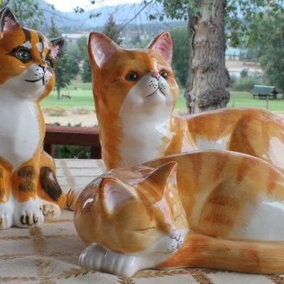 Lot #242: Vintage Group of (3) Ceramic Cats FORMALITIESâ„¢ by Baum Bros