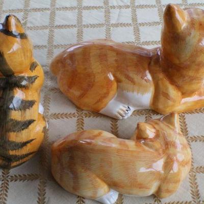 Lot #242: Vintage Group of (3) Ceramic Cats FORMALITIESâ„¢ by Baum Bros