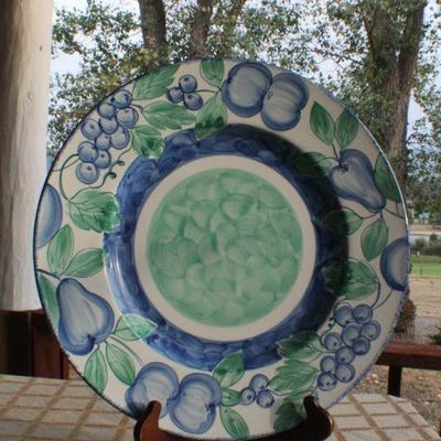 Lot #254: Vintage Hand Painted MADE IN PORTUGAL Large Serving Plate 