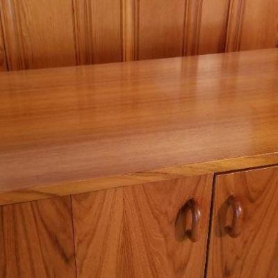 Lot #260: Vintage TV Cabinet (Television not included)