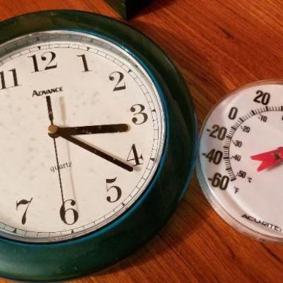 Lot #268: Clock and Thermometer Dup