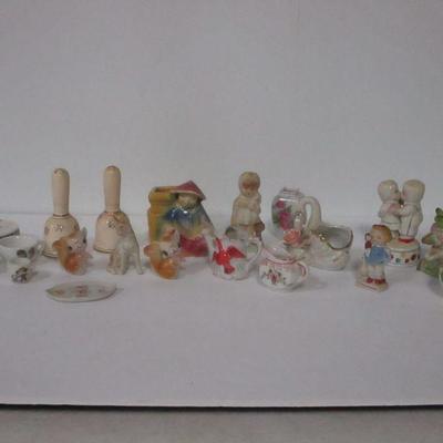 Lot 110 - Porcelain Figurines 