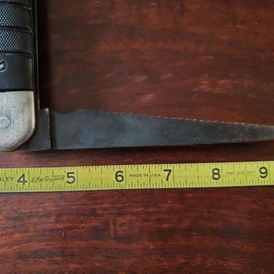 Lot 278: Vintage Colonial Providence, R.I. Hunting Knife