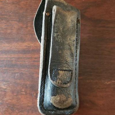 Lot 279: Vintage Buck 110 Knife with Case