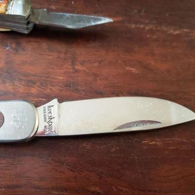 Lot 280: (2) Pocket Knives
