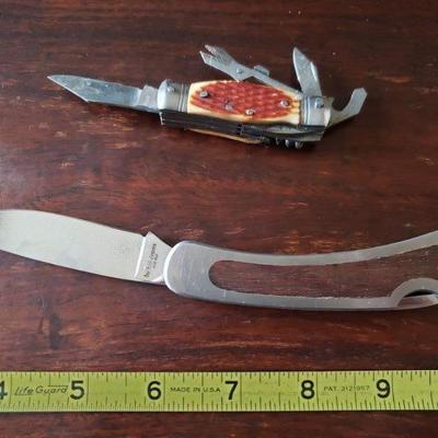 Lot 280: (2) Pocket Knives