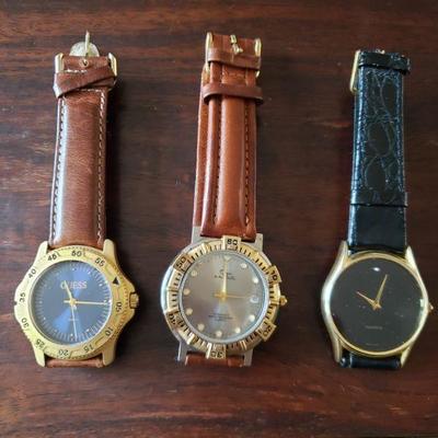 Lot 281: Watch Lot (Oscar de la Renta & Guess)
