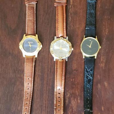 Lot 281: Watch Lot (Oscar de la Renta & Guess)