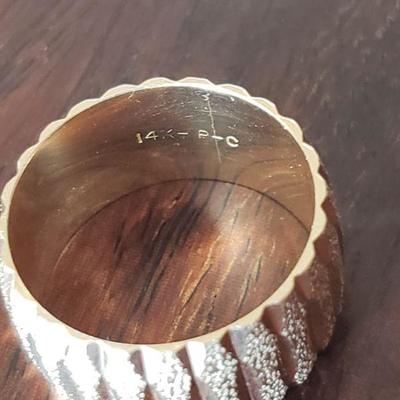 Lot 289: 14k Yellow Gold Ring