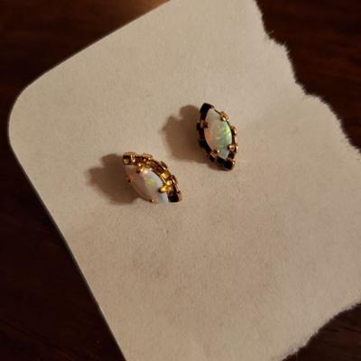 Lot 319: Gold Filled Jewelry Lot