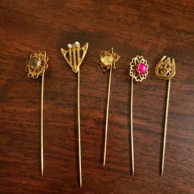 Lot 321: Antique Lapel/Hat Pins Lot