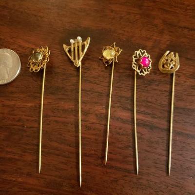 Lot 321: Antique Lapel/Hat Pins Lot