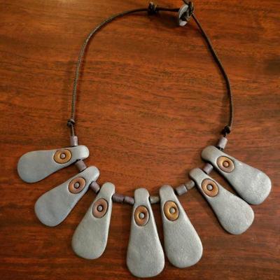 Lot 326: Vintage Necklace and Pendant Lot