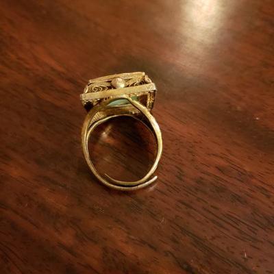 Lot 327: 1930's Chinese Import Silver Adjustable Filigree Ring
