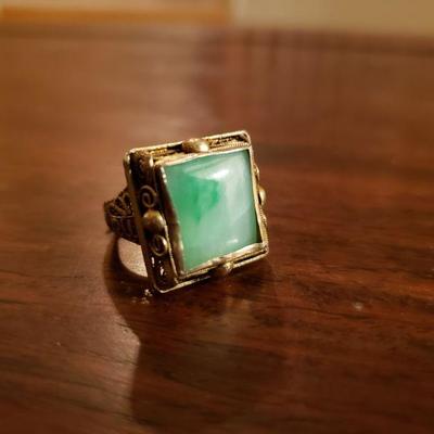 Lot 327: 1930's Chinese Import Silver Adjustable Filigree Ring