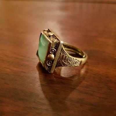 Lot 327: 1930's Chinese Import Silver Adjustable Filigree Ring