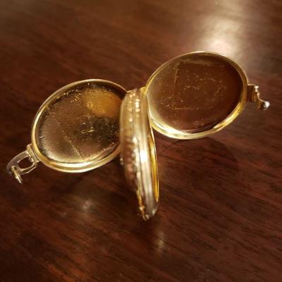 Lot 329: (2) Vintage Pendants