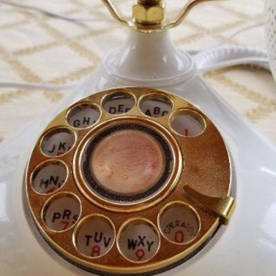Lot #336: Vintage RADIO SHACK Rotary Telephone