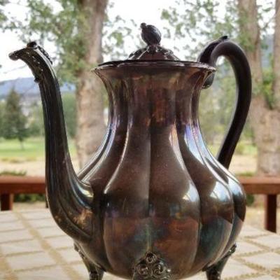 Lot #337: Vintage HEIRLOOM Melon Teapot Silverplated