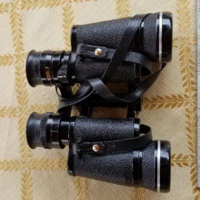 Lot #349: Vintage BUSHNELL 7 x 35 InstaVision Binoculars