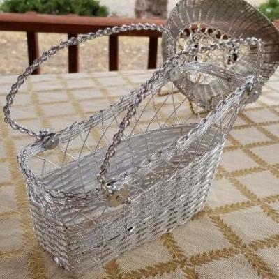 Lot #361: Vintage Wire Mesh Assorted Creations