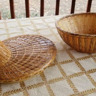 Lot #362: Vintage People's Republic of China Decorative Wicker Woven Rooster Basket w/ Lid