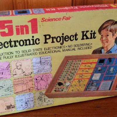 Lot #395: Vintage 65 in 1 Electronic Project Kit