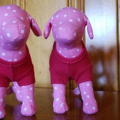 Lot #398: Vintage PINK Pair of Retired Toy Dogs