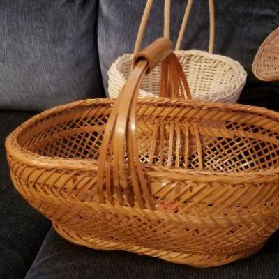 Lot #400: Group of small Assorted Baskets