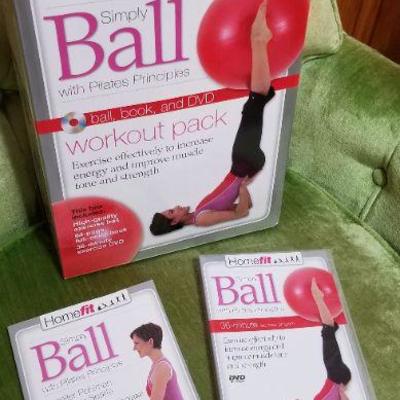 Lot #413: YOGA/Office Exercise Ball KIT NEW