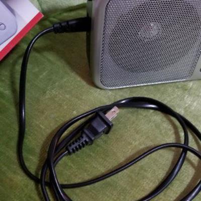 Lot #416: 4-Band Radio 