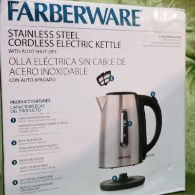 Lot #419: FABERWARE Stainless Steel Cordless Electric Kettle