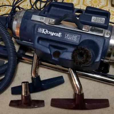 Lot #425: Royal Deluxe Vacuum Cleaner