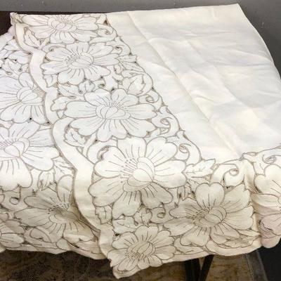 #44 Beautiful Cut out Table Cloth 