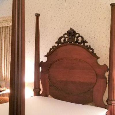Lot #128  Antique Victorian Four Poster Bed with like-new Tempur-Pedic Mattress