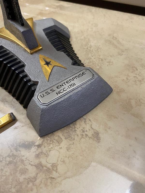 Lot 63 U.S.S. Enterprise Franklin Mint Collectible Model