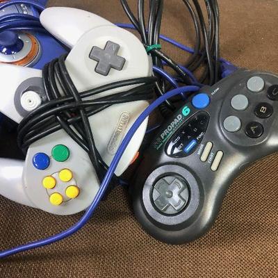 #107 (4) GAME Controllers 