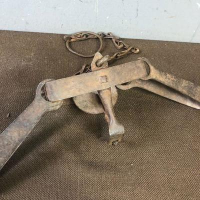 #133 Antique Wall HANGER ONLY Trap 