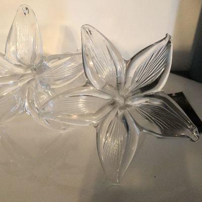 L8: IVV Mouth Blown Glass Flowers