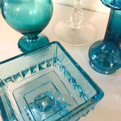 L17: Decorative Blue Glass Home Decor